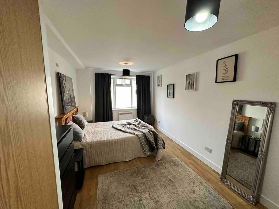 Bright And Cosy 1 Bed Flat Next To Tower Bridge Lägenhet London Exteriör bild