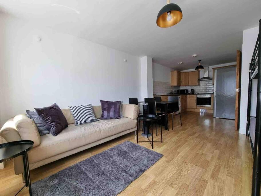 Bright And Cosy 1 Bed Flat Next To Tower Bridge Lägenhet London Exteriör bild